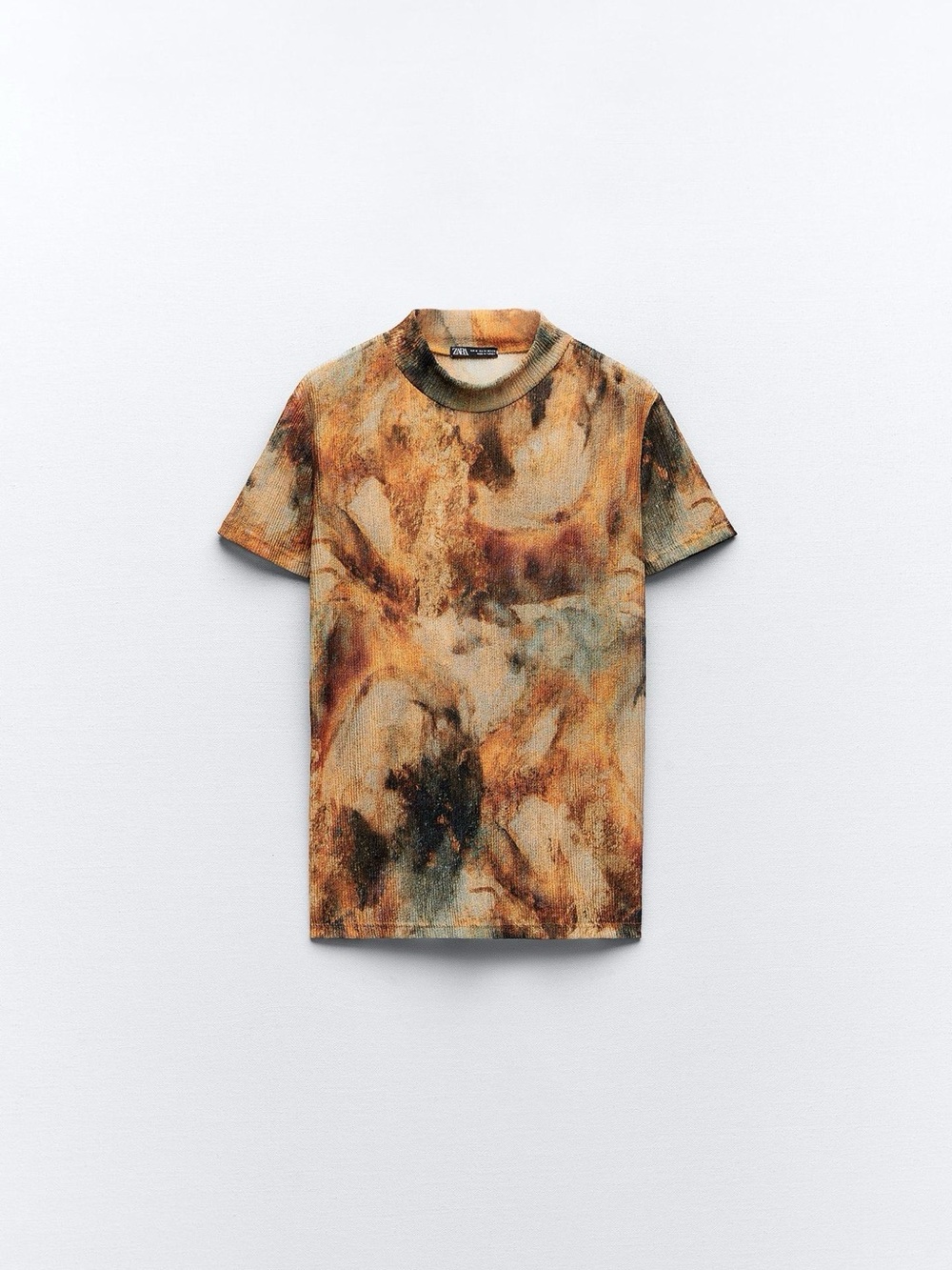 Zara Women's Abstract Rust and Olive Short Sleeve Tee